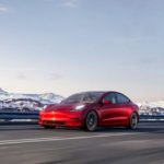 Tesla превзошла прогноз по прибыли на четвертый квартал 2022 года и хочет построить 1,8 миллиона электромобилей в этом году