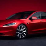 Ручной селектор коробки передач Tesla Model 3 Highland находится в уникальном месте